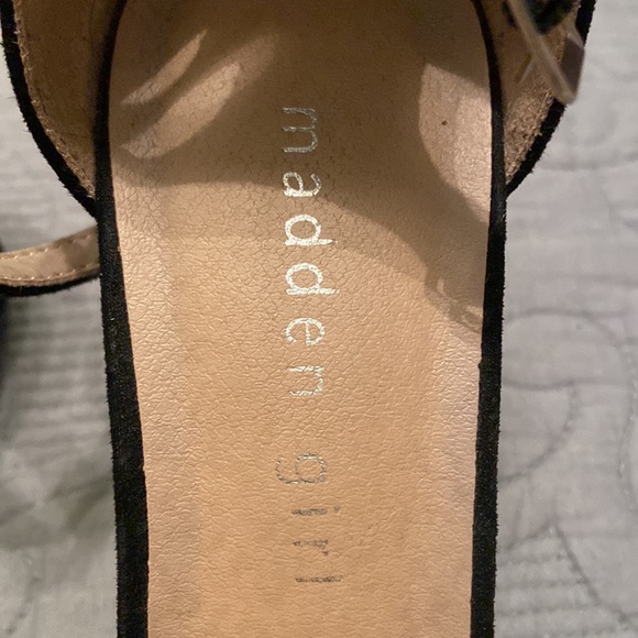 Ladies Madden Girl black heels size 7.5 - Picture 2 of 6